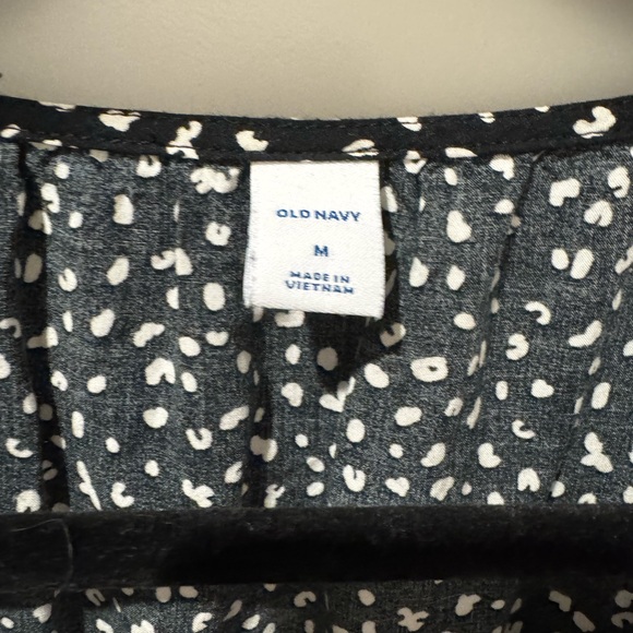 Black and white cheetah print mini dress with ruched waist - Picture 2 of 4